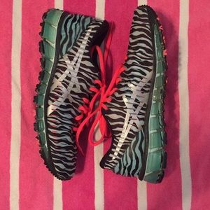 ASICS women’s running shoes